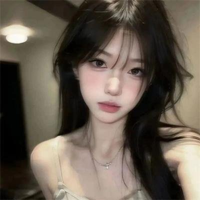 神秘裸女