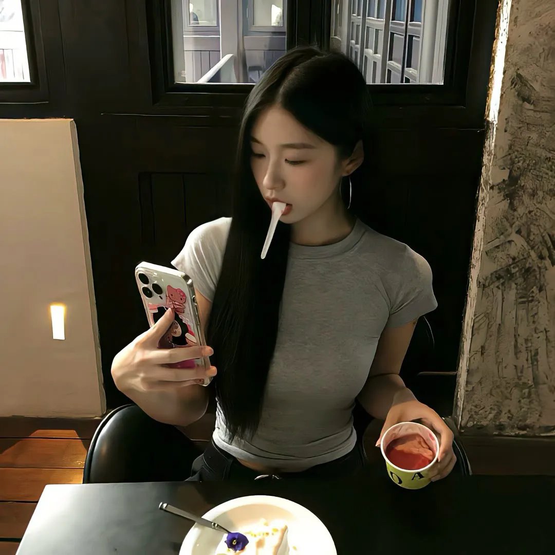 阳光下的影子